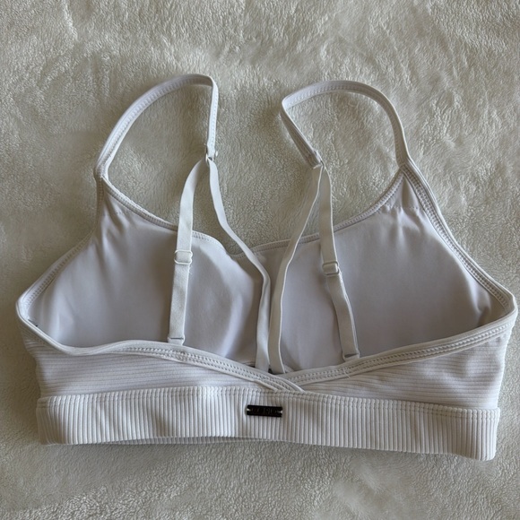 Seamless White Sports Bra - Picture 2 of 3